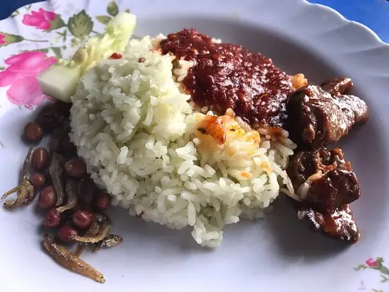 Nasi Lemak Warong Pokok Ceri Food Photo 1