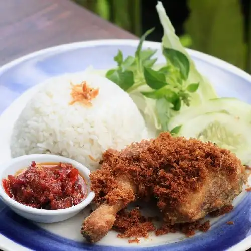 Gambar Makanan Ayam Plecing Kampung, Denpasar 1