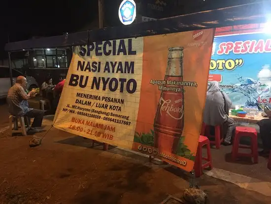 Gambar Makanan Nasi Ayam Bu Nyoto 6