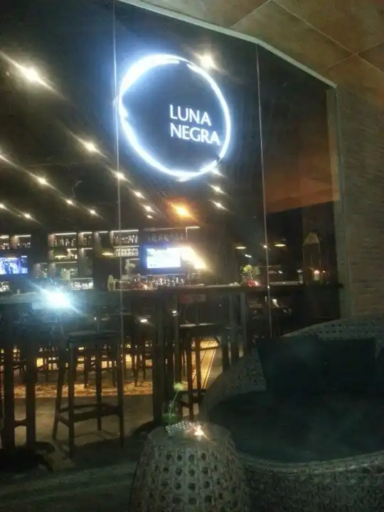 Gambar Makanan Luna Negra Bar & Restaurant 4