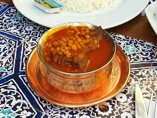 Reyhun Iran Restaurant'nin yemek ve ambiyans fotoğrafları 18