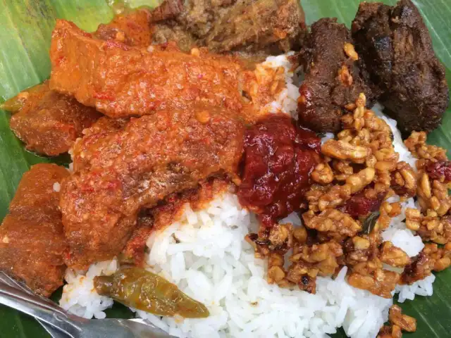 Gambar Makanan Gudeg Jogja Komplit 4