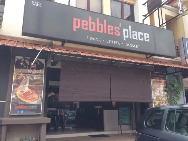 Pebbles' Place Food Photo 3