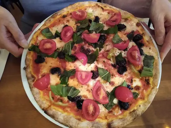 Pizzeria Pera'nin yemek ve ambiyans fotoğrafları 79