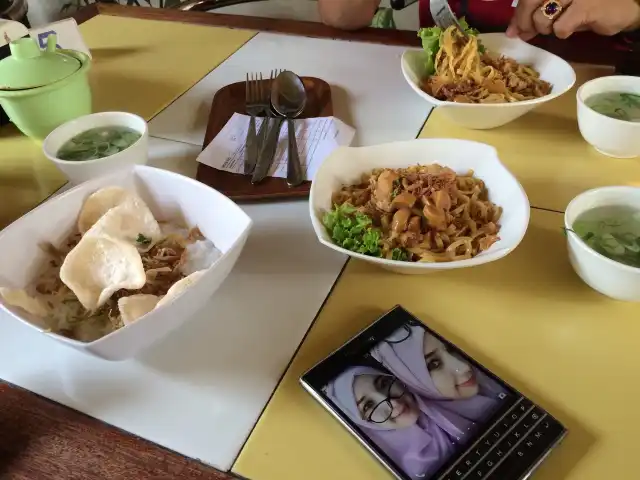 Gambar Makanan Omasemi (Mie & Bubur Ayam) 11