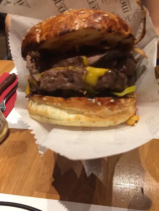 Mengoli Burgers Steak Fries'nin yemek ve ambiyans fotoğrafları 54