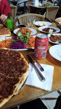 Enra Sanlı Urfa 2'nin yemek ve ambiyans fotoğrafları 1