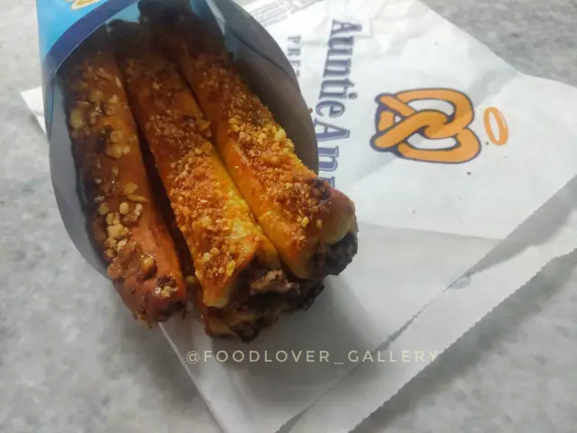 Gambar Makanan Auntie Anne's 12