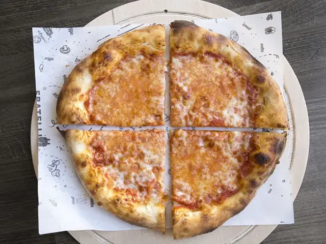 Fratelli di Pizza'nin yemek ve ambiyans fotoğrafları 9
