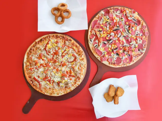 Acıktım Tat Pizza & Hatay Dürüm'nin yemek ve ambiyans fotoğrafları 1