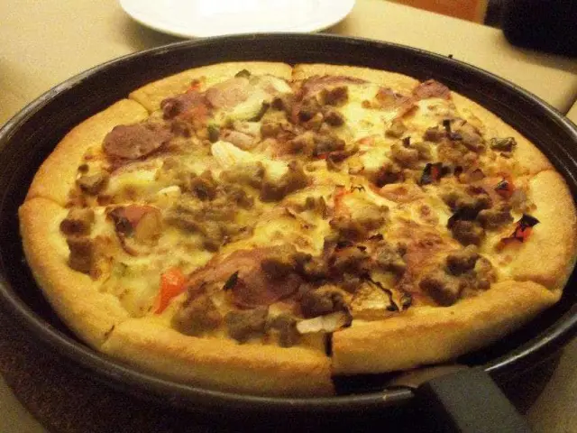 Pizza Hut Food Photo 7