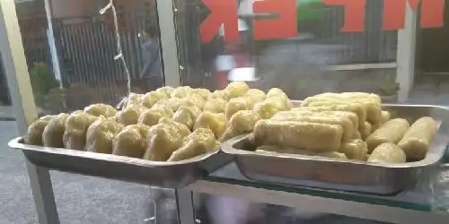 Pempek Rizka, Cikarang