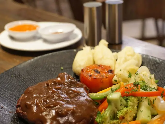 Gambar Makanan Le Bistro - Hotel Ibis Jakarta Slipi 17