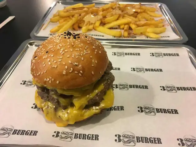 3 Burger'nin yemek ve ambiyans fotoğrafları 10