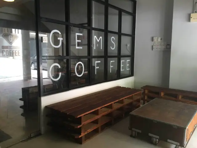 Gems Coffee Food Photo 4