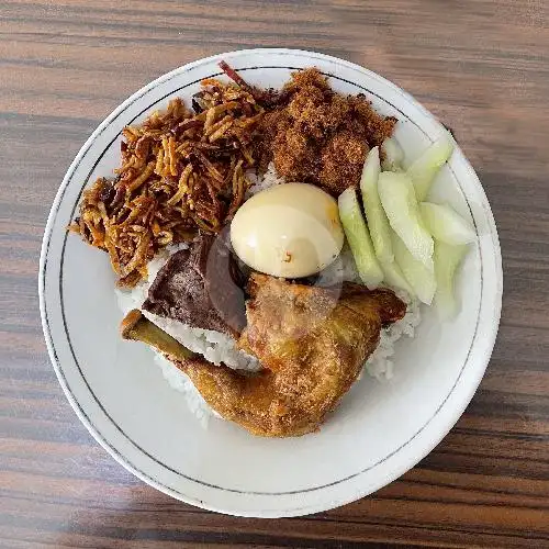 Gambar Makanan Ayam Goreng Warung Megarasa Muda Mudi, Landak Baru 6