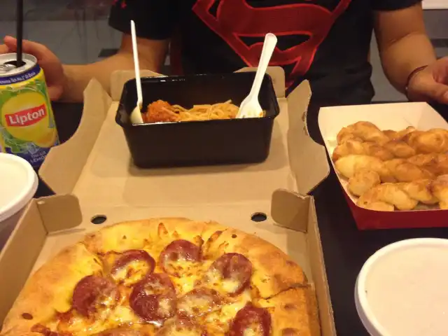 Pizza Hut Delivery @ PHD, Saujana Utama Food Photo 7
