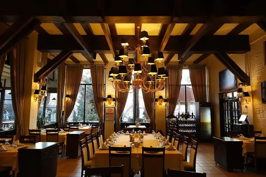 Gümüş Raket Balık Restoranı