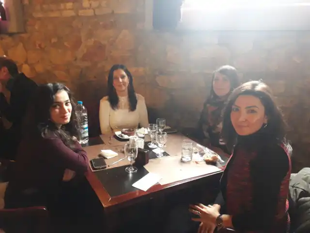 Anadolu Üniversitesi Taş Bina'nin yemek ve ambiyans fotoğrafları 6