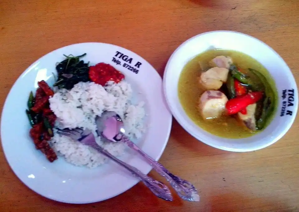 Rumah Makan Prasmanan "Citra Rasa"