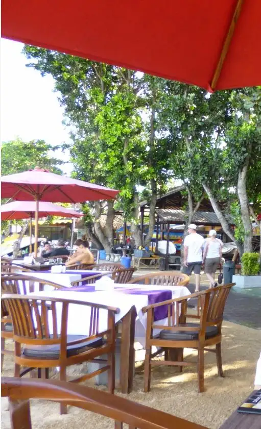Gambar Makanan La Playa Cafe 12