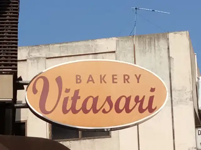 Gambar Makanan Vitasari Bakery - Cihapit 12