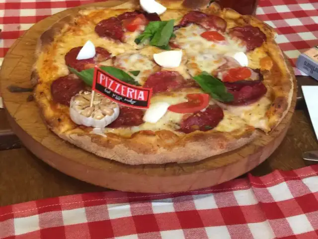 Pizzeria'nin yemek ve ambiyans fotoğrafları 79