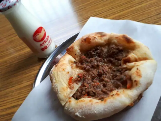 Acı Dayı Pide Cantik'nin yemek ve ambiyans fotoğrafları 3