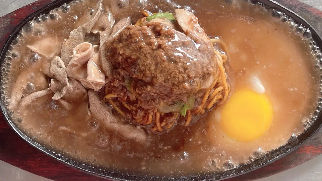 YR Hot Plate Noodles (Cafe 3737)