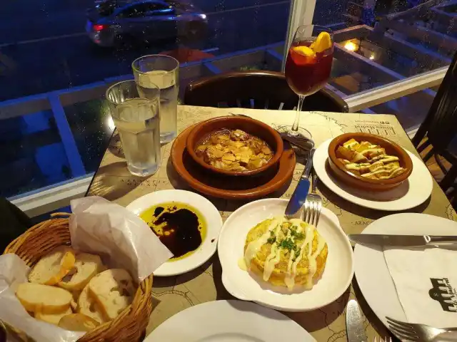 Bistro Madrid Food Photo 4