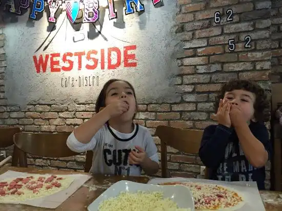 Westside'nin yemek ve ambiyans fotoğrafları 35