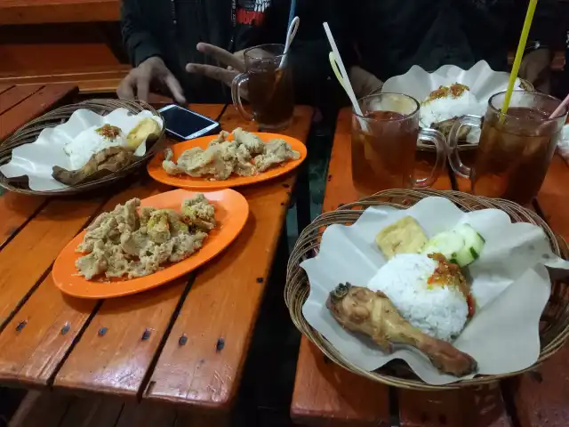 Gambar Makanan Griya Bebek & Ayam Nelongso 1