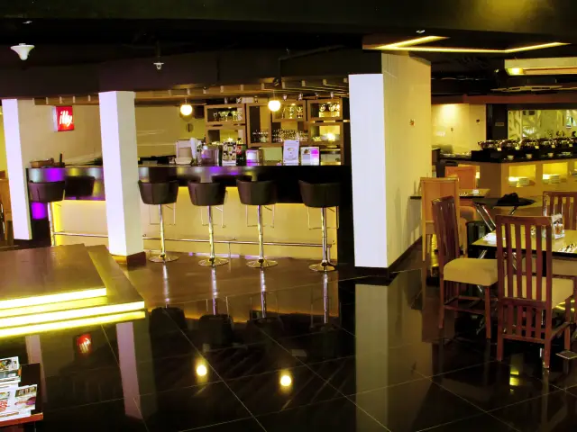 Gambar Makanan Mezza Resto Bar & Lounge - Aston Rasuna Jakarta 18