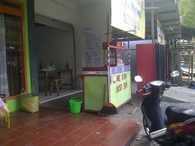 Gambar Makanan BAKSO MERCON PANDHOWO   Jl Medoho Raya No 74 Semarang Jawa Tengah 1