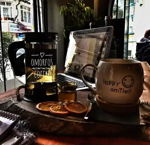 Omorfos Boutique & Coffee'nin yemek ve ambiyans fotoğrafları 9