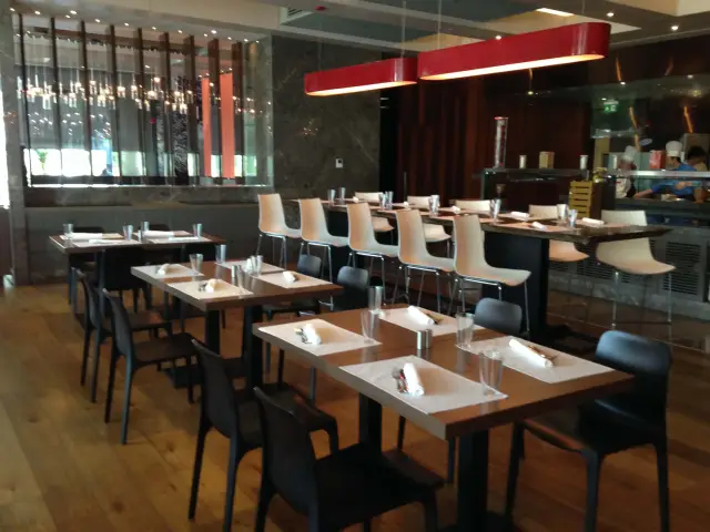 Core Grill and Bar Restaurant - Radisson Blu Hotel İstanbul Asia'nin yemek ve ambiyans fotoğrafları 6