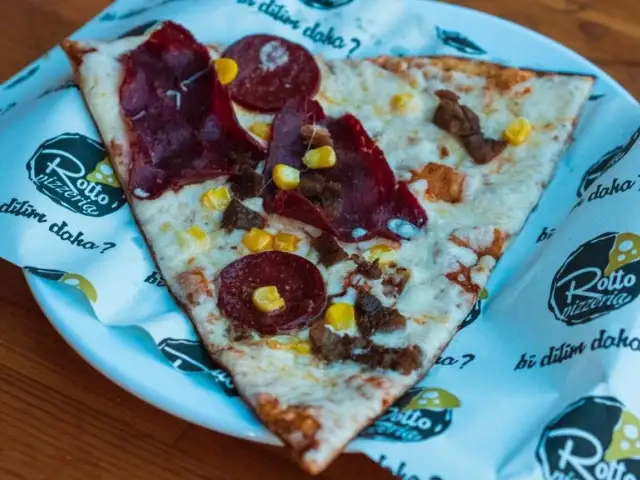 Rotto Pizzera'nin yemek ve ambiyans fotoğrafları 14