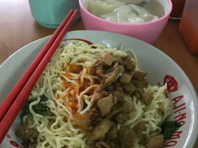 Bakmie Irian