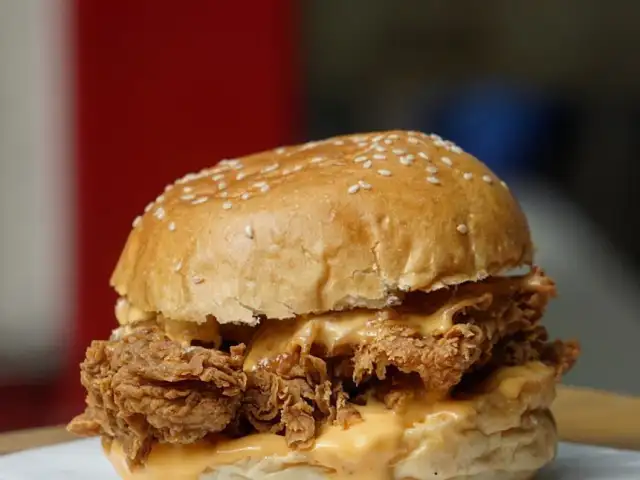 Gambar Makanan Burger Moestopo 1