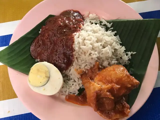 Nasi Lemak Pak Hasan Food Photo 5