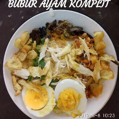 Gambar Makanan BUBUR AYAM LONTONG KARI KUPAT TAHU BAROKAH, Jl.Kolonel Masturi No.32-30 9
