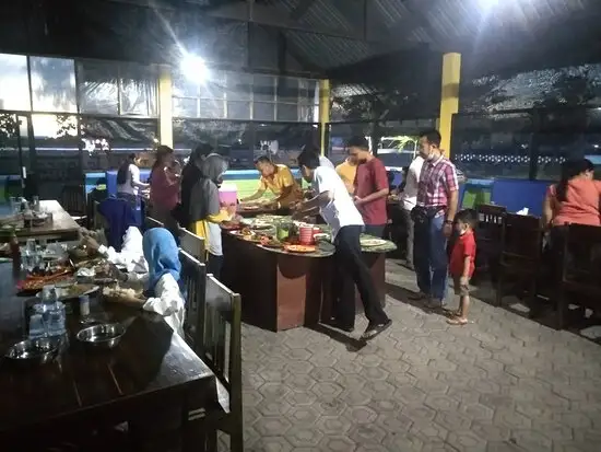 Gambar Makanan Lesehan Taman Ujung Perancak 9