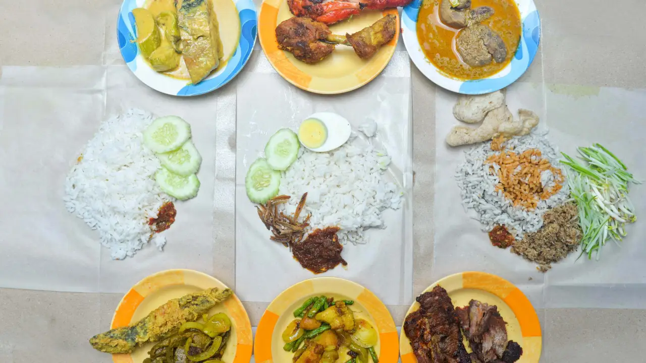 Nasi kerabu & Nasi Lemak Kg Kota