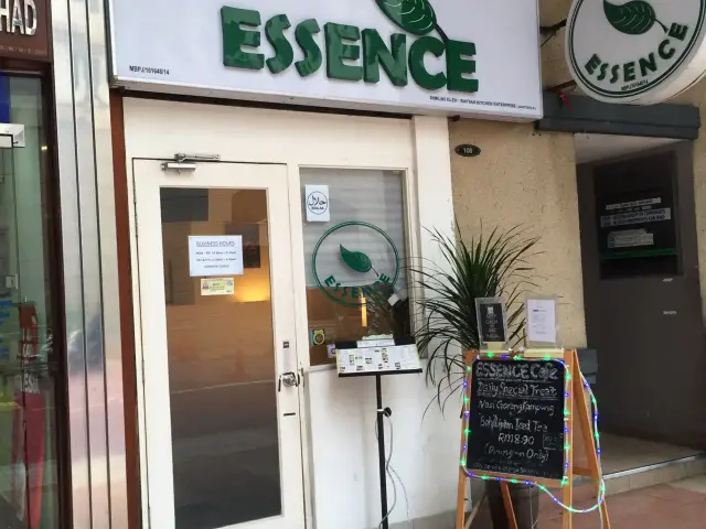 Essence Food Photo 3