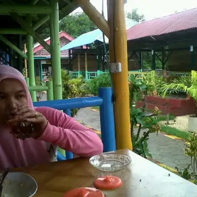 Warung Lesehan Pelangi