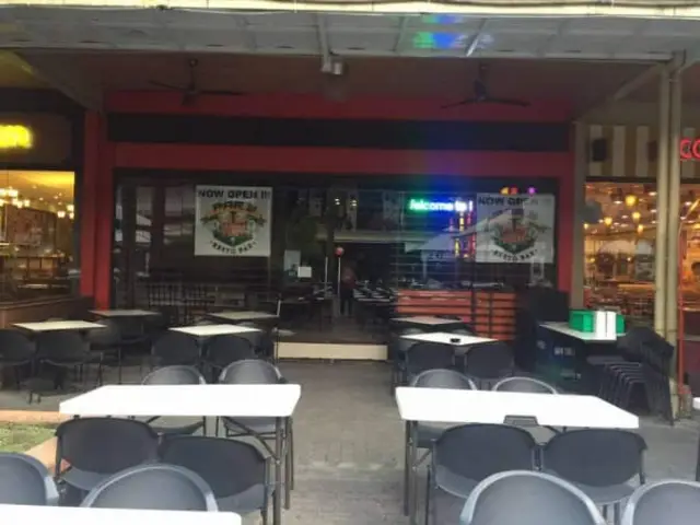 PAR 3 Resto Bar