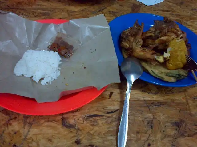 Gambar Makanan Nasi Kucing KMS 7