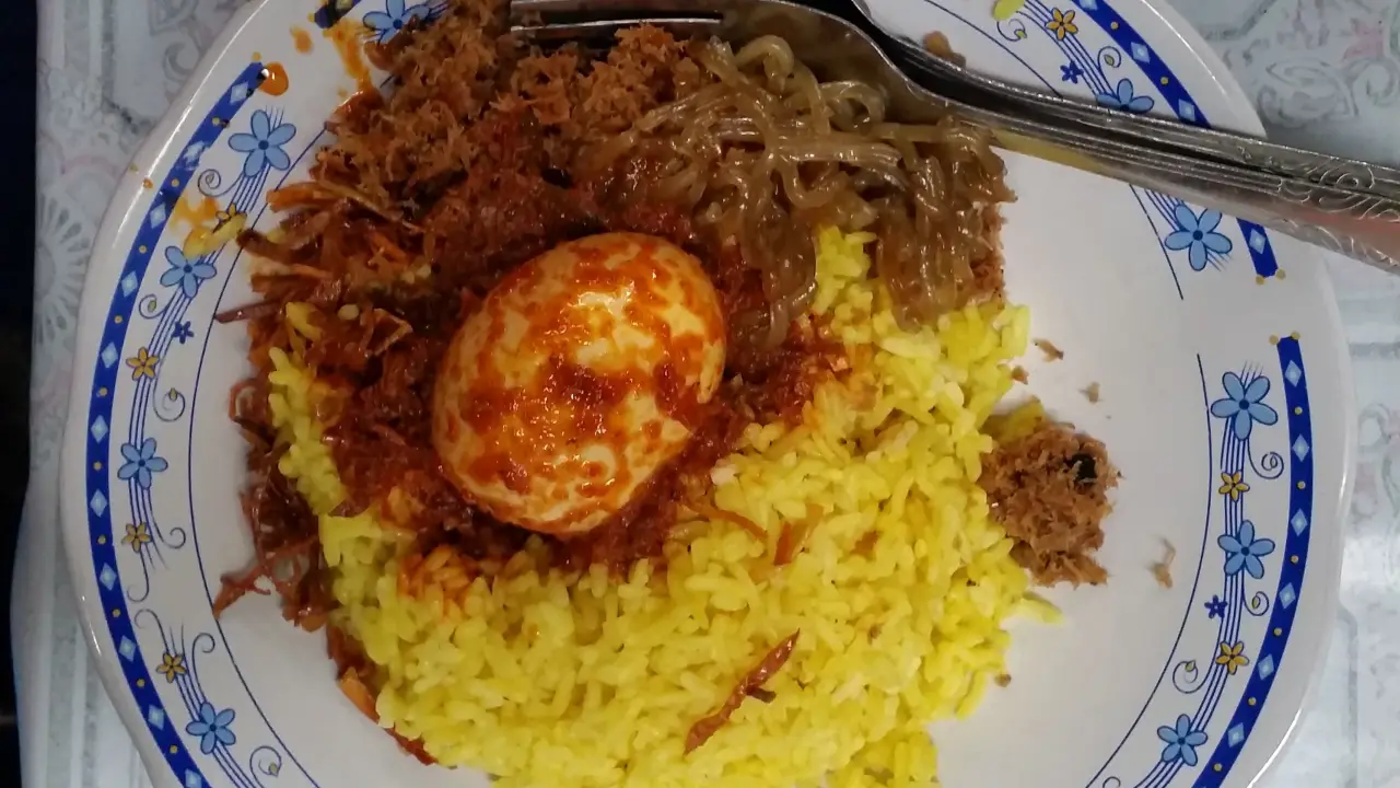 Nasi Kuning Avon