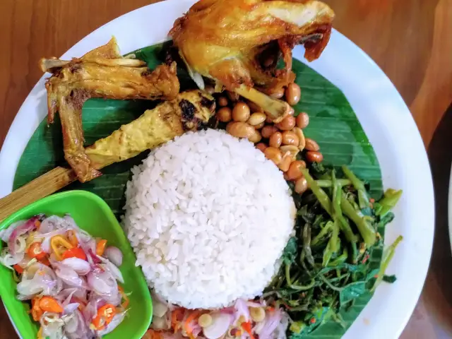 Gambar Makanan AyamBetutuKhasGilimanuk 3