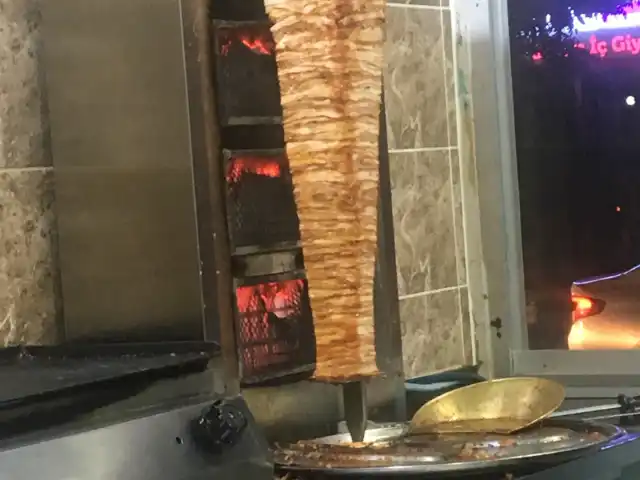 Sedir Döner Kebab'nin yemek ve ambiyans fotoğrafları 1